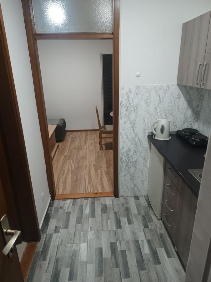 דירות Užice Stan Na Dan Im מראה חיצוני תמונה