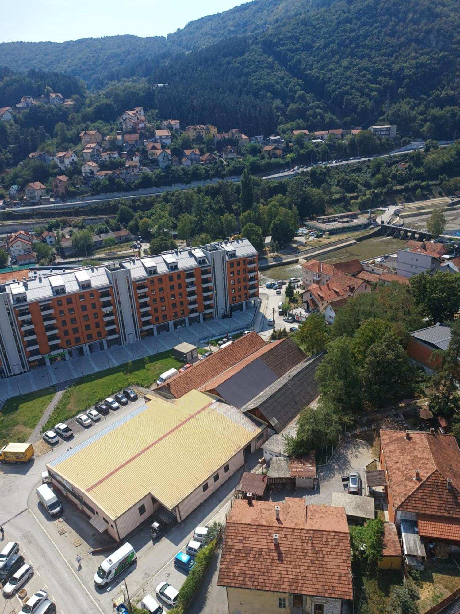 דירות Užice Stan Na Dan Im מראה חיצוני תמונה